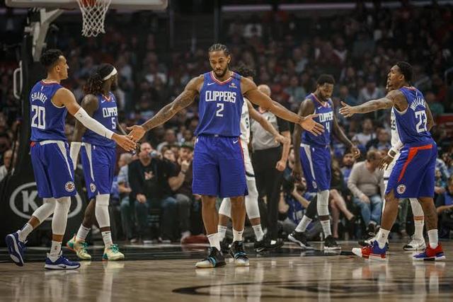 足坛17位亿欧先生分布：英超西甲各7人领跑 意甲...（足坛17位转会费过亿欧球星分布：英超、西甲各7人领跑，意甲紧随其后）