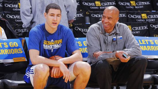 辽宁男篮王哲林关键得分带队胜（王哲林关键时刻得分助辽宁男篮取胜）