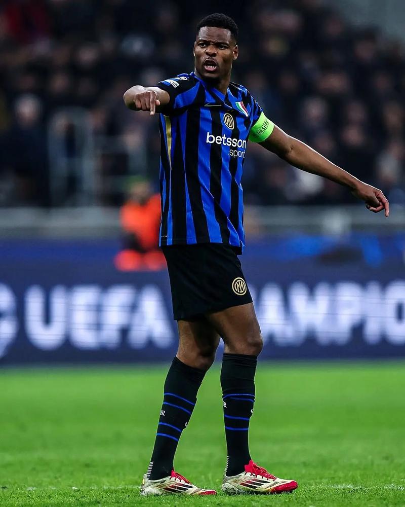 CBA季后赛赛程公布：关键对阵日程,（CBA季后赛赛程出炉：焦点对决时间一览）