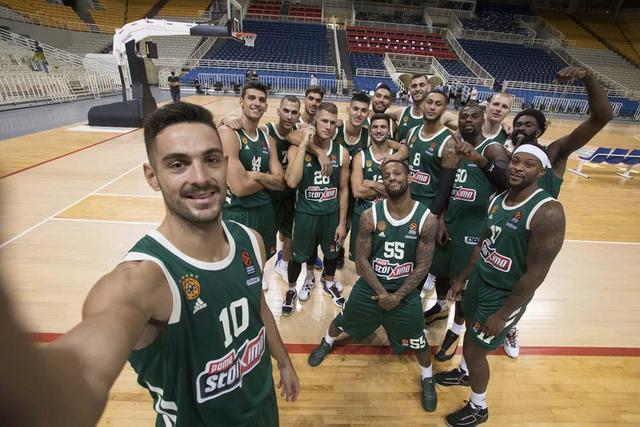 掘金约基奇三双末节爆发（掘金核心约基奇轰三双，末节接管比赛）